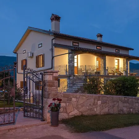Casa de Férias Milena *